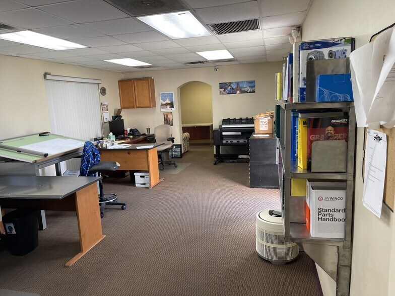 More Photos Of 3489 All American Blvd, Orlando Warehouse For Sale