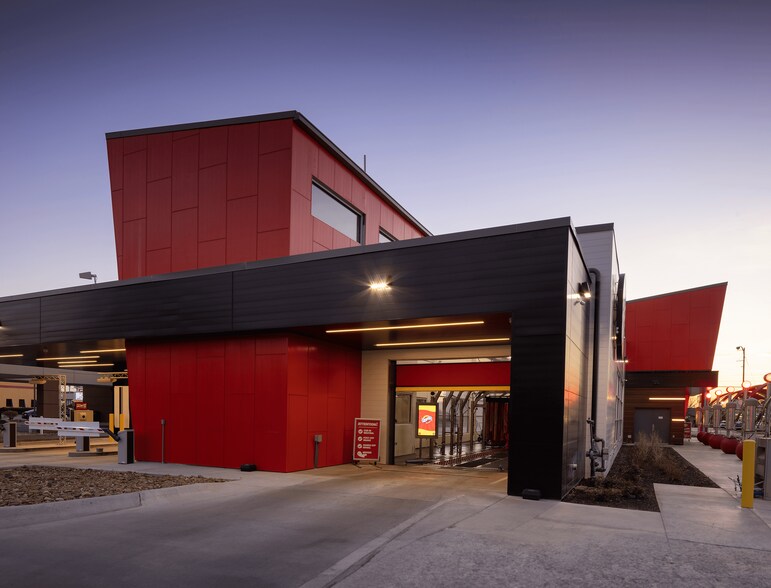 More Photos Of 10799 Page Ave, Saint Louis Carwash For Sale