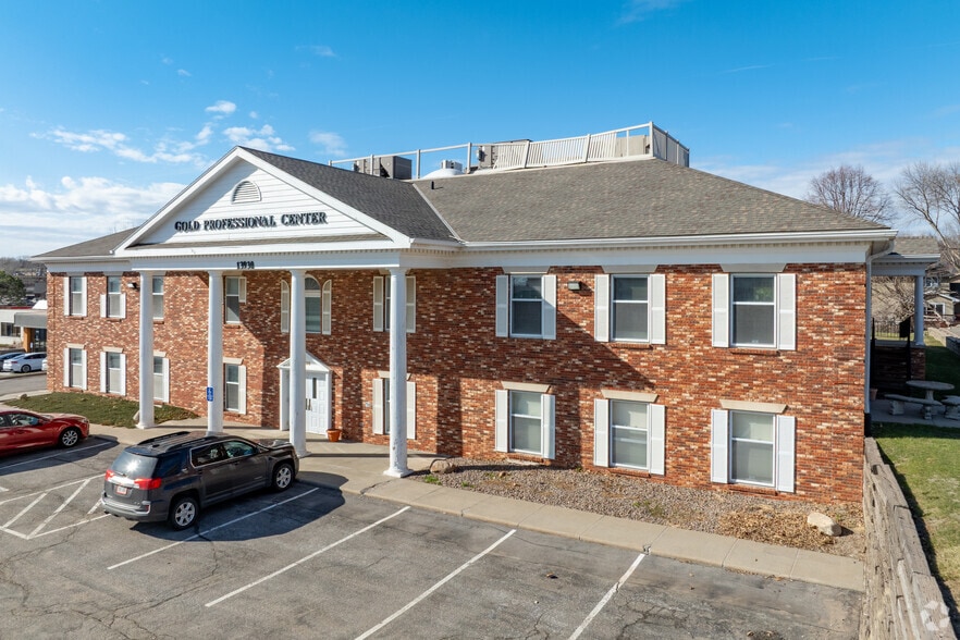 Primary Photo Of 13930 Gold Cir, Omaha Office For Lease