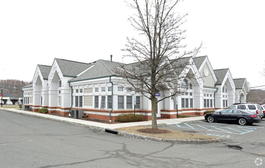 More Photos Of 7 Mount Bethel Rd, Warren Medical For Lease