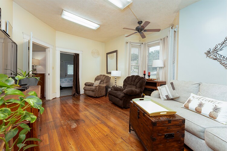 More Photos Of 129 E Main St, Danville Storefront Retail Residential For Sale