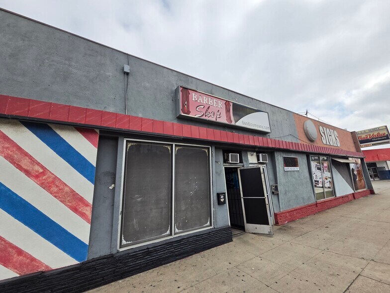 More Photos Of 1561 W Pacific Coast Hwy, Long Beach Storefront Retail Residential For Sale