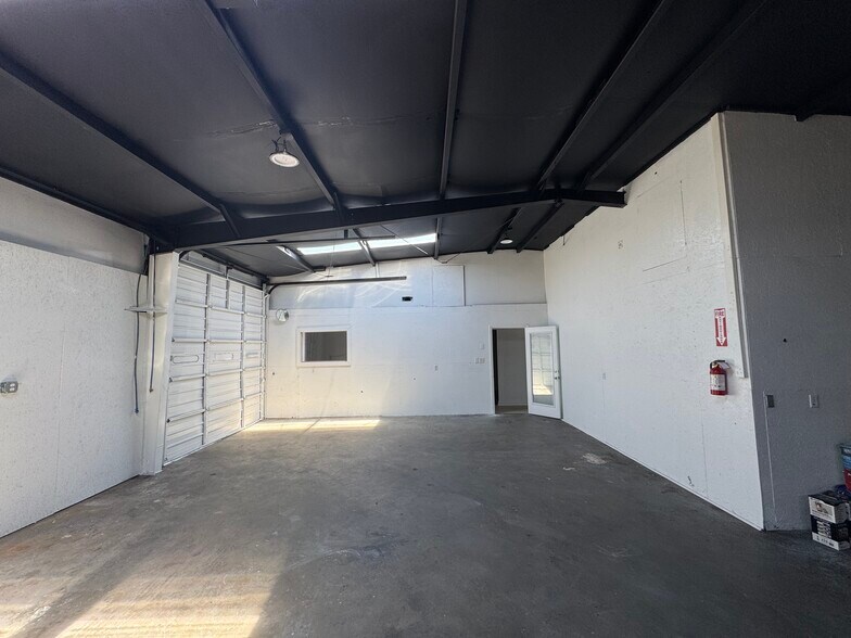 More Photos Of 410 Westbrook Ct, Spartanburg Unknown For Lease