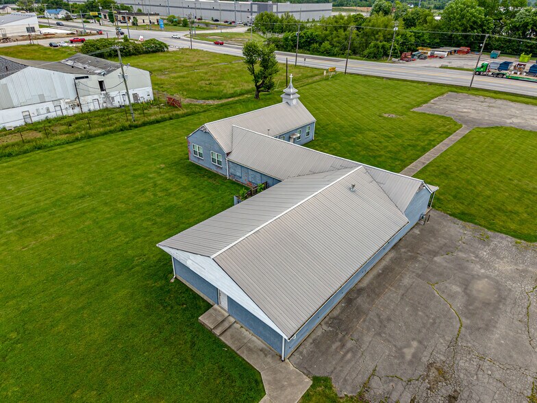 More Photos Of 13908 Dixie Hwy, Louisville Religious Facility For Sale