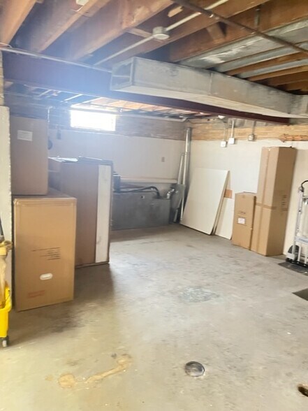 More Photos Of 10220 Grand Ave, Franklin Park Storefront Retail Office For Lease