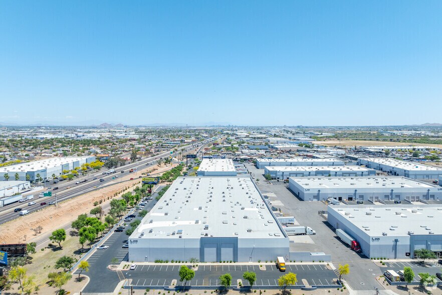 More Photos Of 2115 S 11th Ave, Phoenix Warehouse For Lease