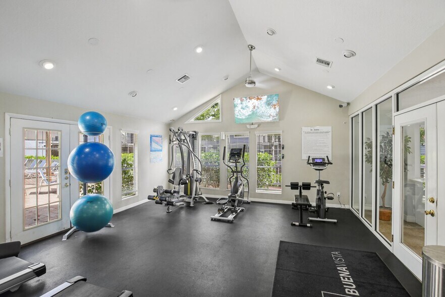More Photos Of 4610 N Armenia Ave, Tampa Apartments For Sale