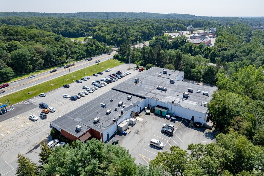 More Photos Of 1800 Mendon Rd, Cumberland Unknown For Lease