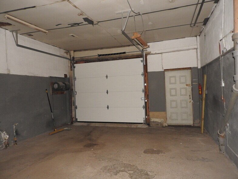 More Photos Of 1800 Brewerton Rd, Mattydale Freestanding For Sale