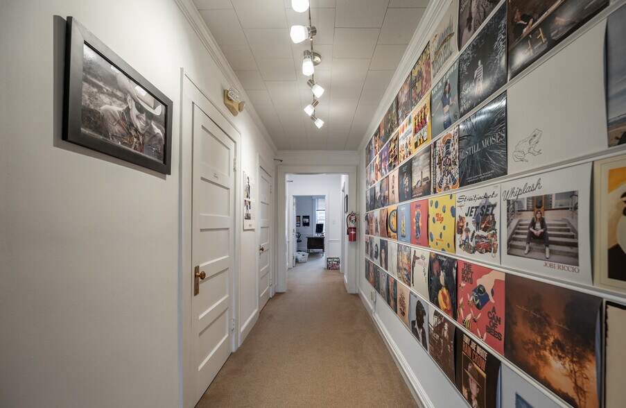 More Photos Of 110 N Churton St, Hillsborough Office For Sale