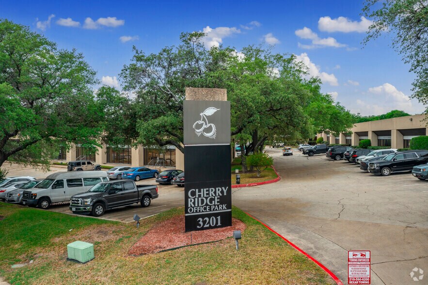 More Photos Of 3201 Cherry Ridge St, San Antonio Unknown For Lease