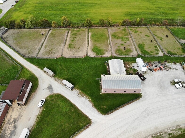 More Photos Of 475 W New Monee Rd, Crete Horse Stables For Sale