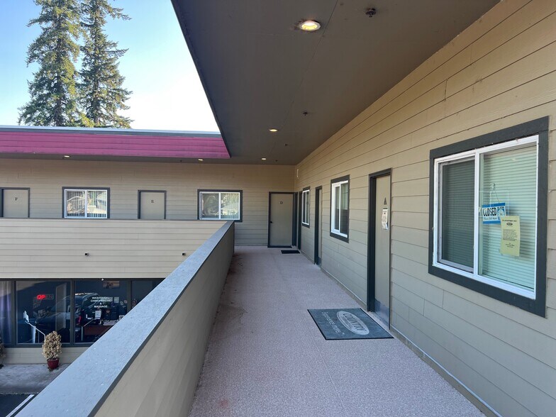 More Photos Of 2632 E St, Washougal Loft Creative Space For Sale