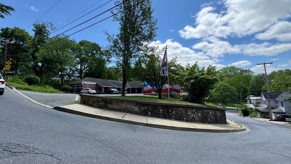 More Photos Of 1 Fairview Ave, Phillipsburg Office For Sale