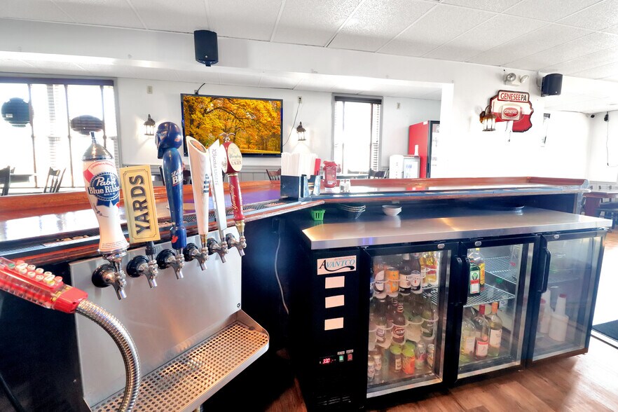 More Photos Of 7646 Lancaster Ave, Myerstown Restaurant For Sale