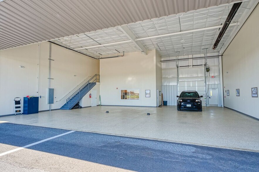More Photos Of 741 Airport Rd, Winchester Airplane Hangar For Sale