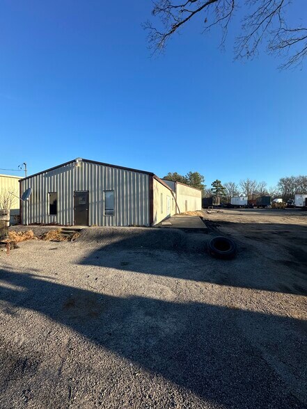 More Photos Of 1467 Old Dunbar Rd, West Columbia Flex For Sale