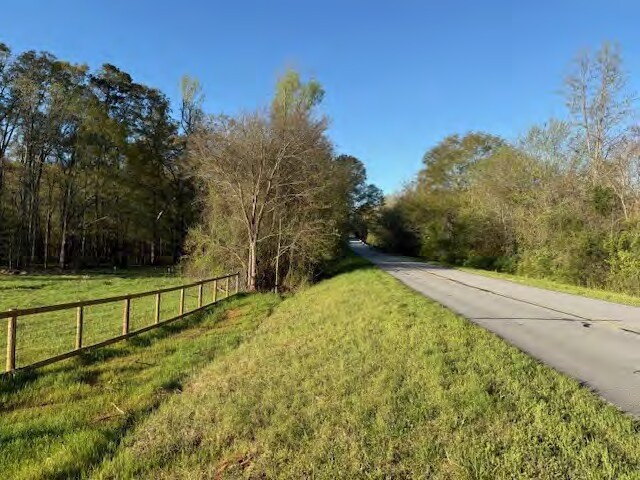 More Photos Of 9400 Commerce Rd, Athens Land For Sale