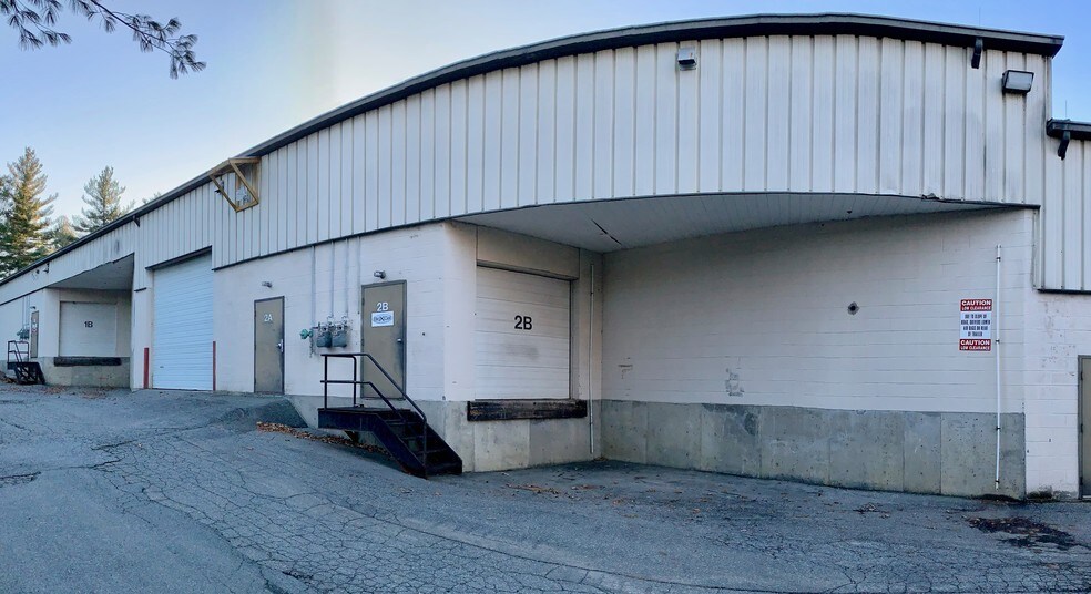 More Photos Of 10 Technology Dr, West Lebanon Warehouse For Lease