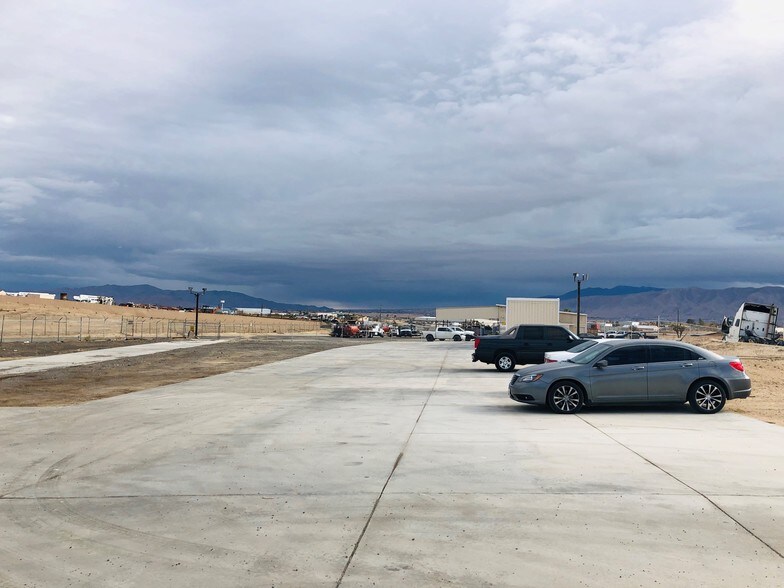 More Photos Of 17105 Darwin Ave, Hesperia Contractor Storage Yard For Lease