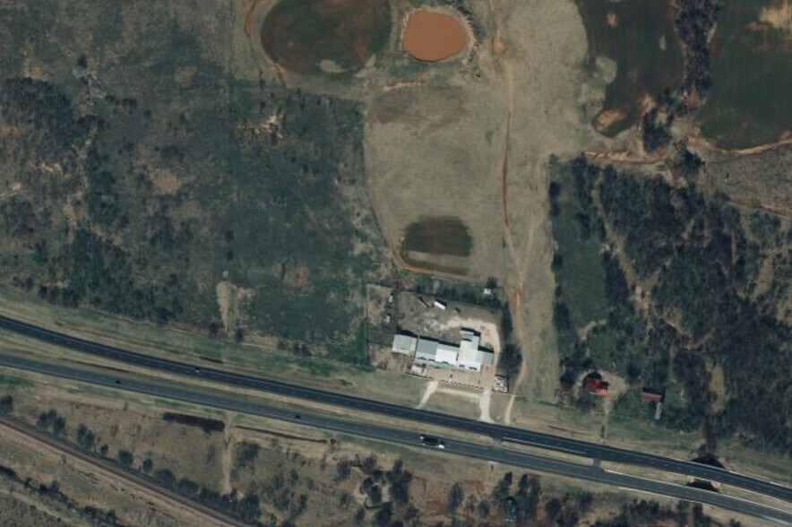 More Photos Of 3916 US Highway 287 N, Henrietta Storefront For Lease