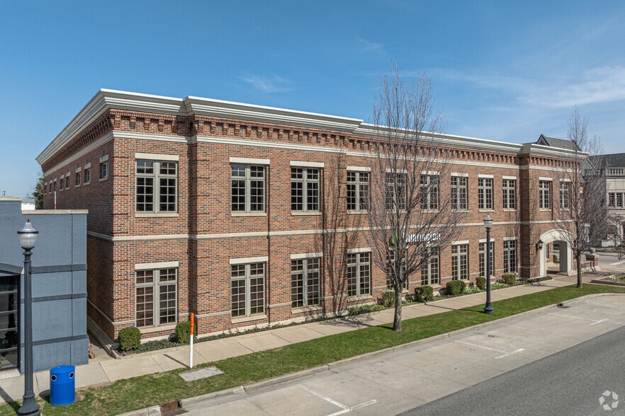 More Photos Of 150 Central Ave, Holland Office For Lease