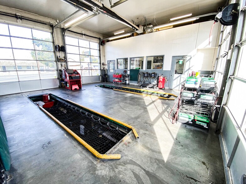 More Photos Of 2450 10th St, Baker City Carwash For Sale