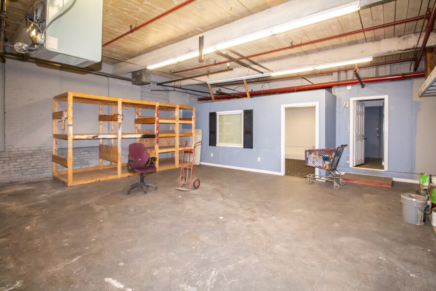 More Photos Of 21-69 S Main St, Leicester Service For Lease