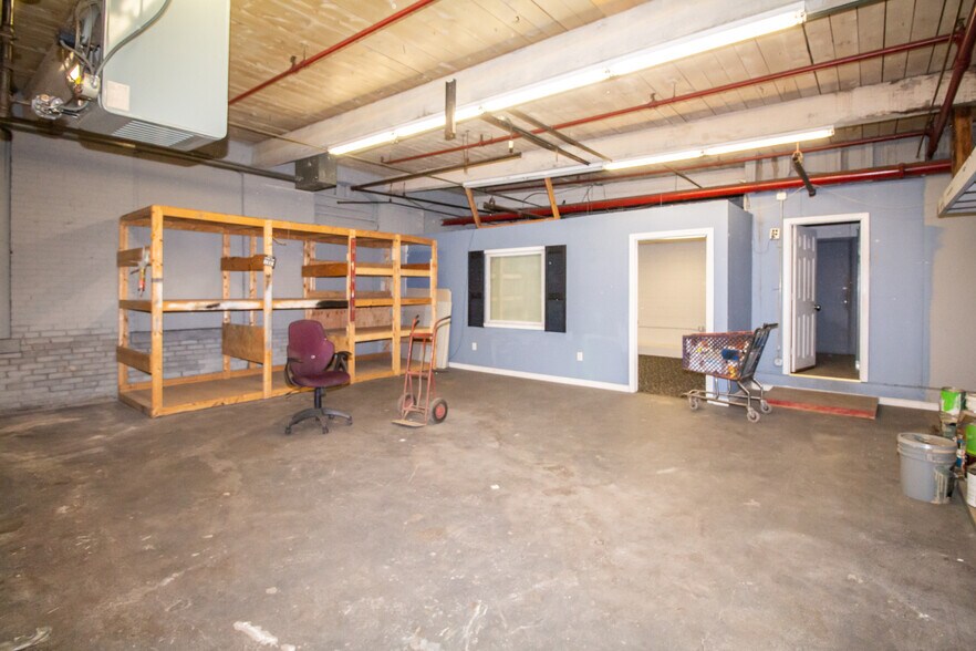 More Photos Of 21-69 S Main St, Leicester Service For Sale