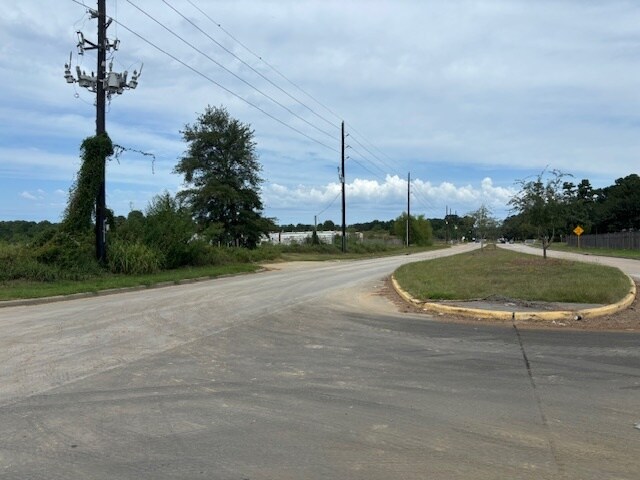 More Photos Of 17319 Hufsmith - Kohrville rd, Tomball Land For Sale