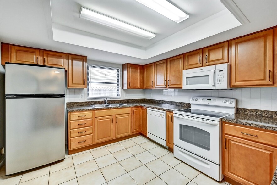 More Photos Of 4707 SW 8th Pl, Cape Coral Apartments For Sale