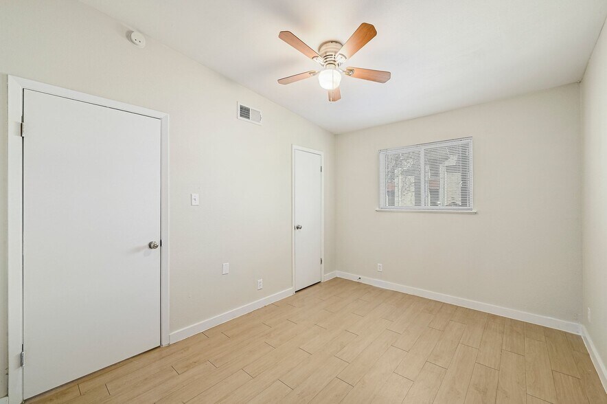 More Photos Of 3107 Speedway, Austin Apartments For Sale