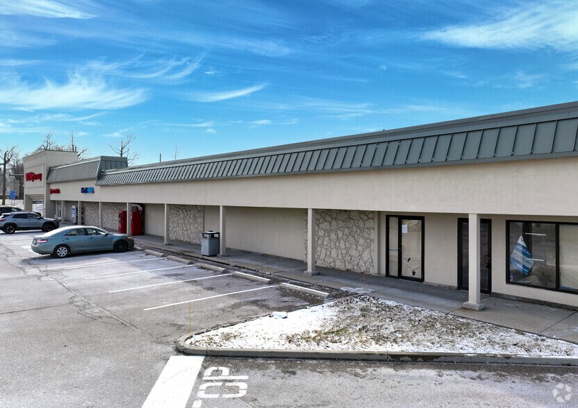 More Photos Of 9550-9590 Allisonville Rd, Indianapolis Freestanding For Lease