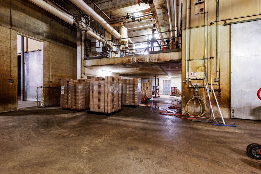 More Photos Of 550 S 1100 W, Fillmore Warehouse For Sale
