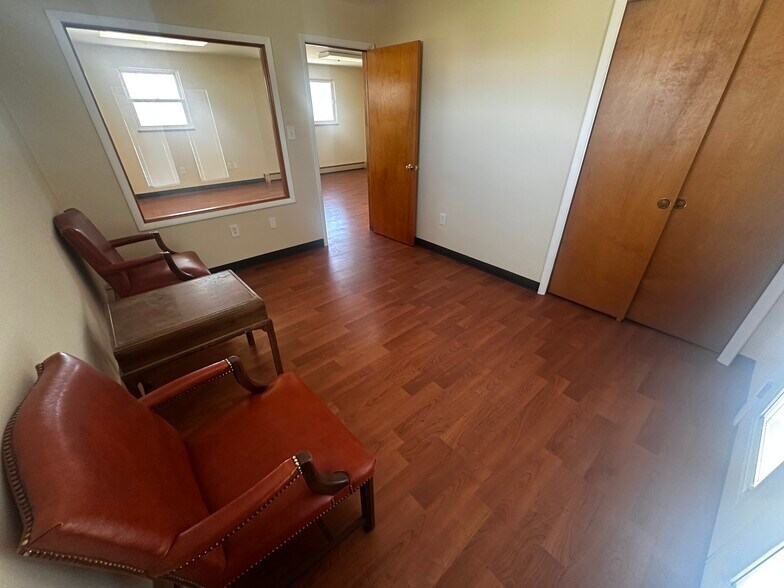 More Photos Of 3138 Mount Morris Rd, Waynesburg Office For Sale