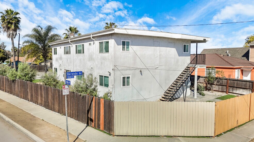 More Photos Of 11513 Berendo Ave, Los Angeles Multifamily For Sale