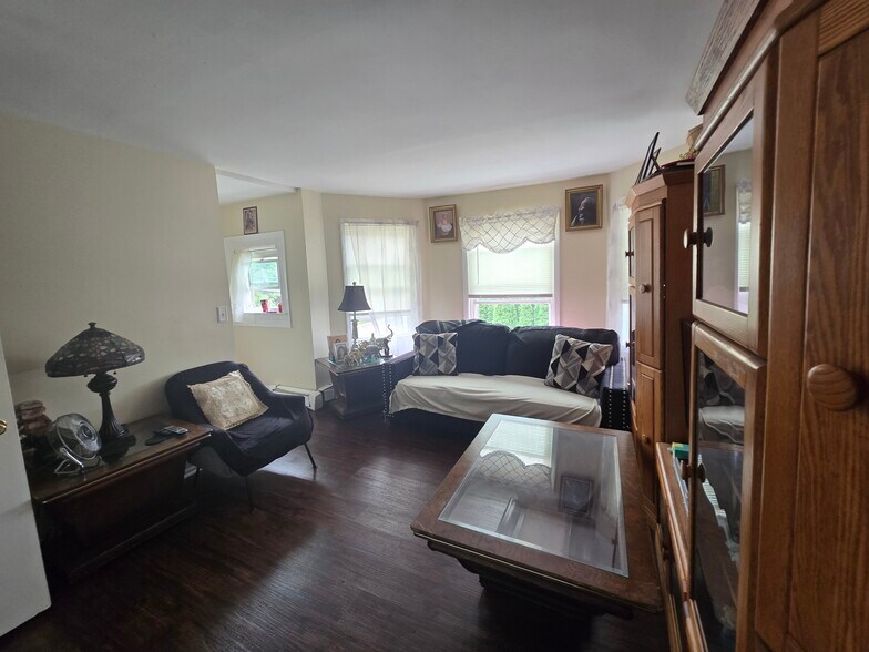 More Photos Of 288 W Clinton St, Dover Apartments For Sale