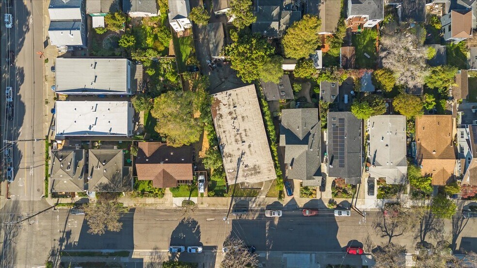 More Photos Of 4121 Opal St, Oakland Apartments For Sale