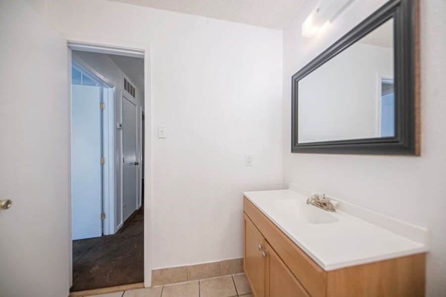More Photos Of 1449 John Ben Shepperd Pky, Odessa Apartments For Sale