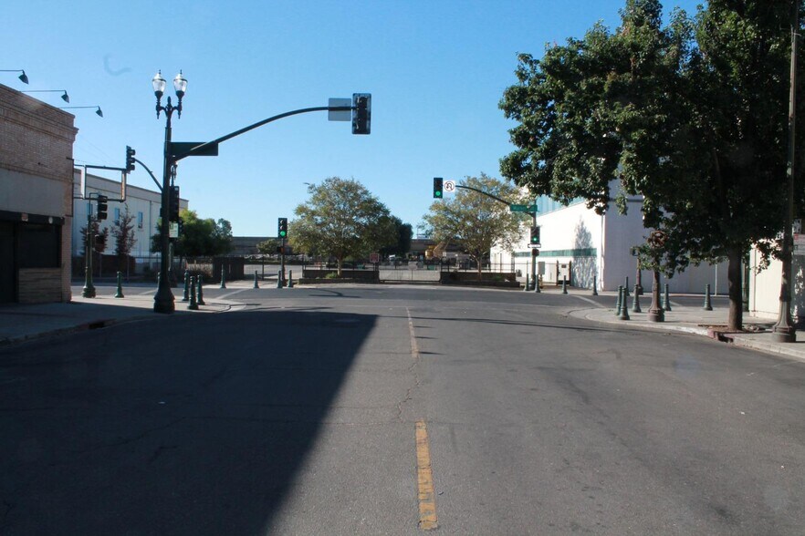 More Photos Of 28 S American St, Stockton Apartments For Sale