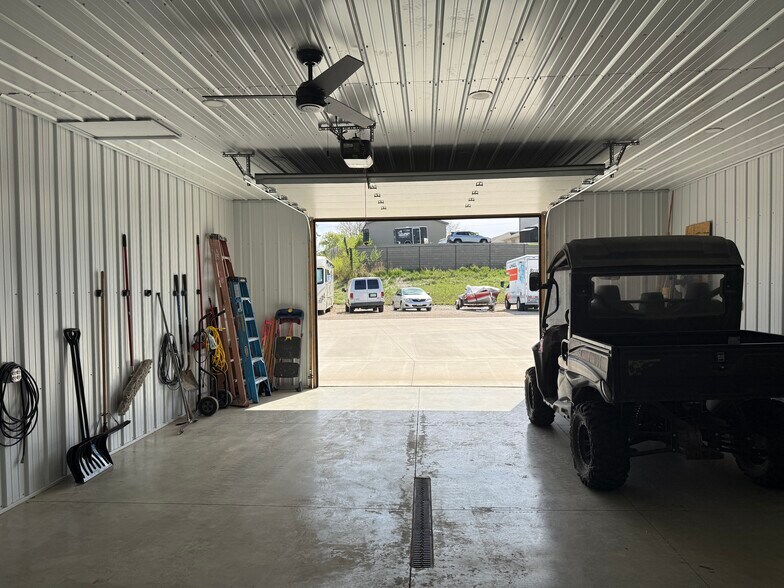 More Photos Of 3556 Marnie Ave, Waterloo Self Storage For Sale