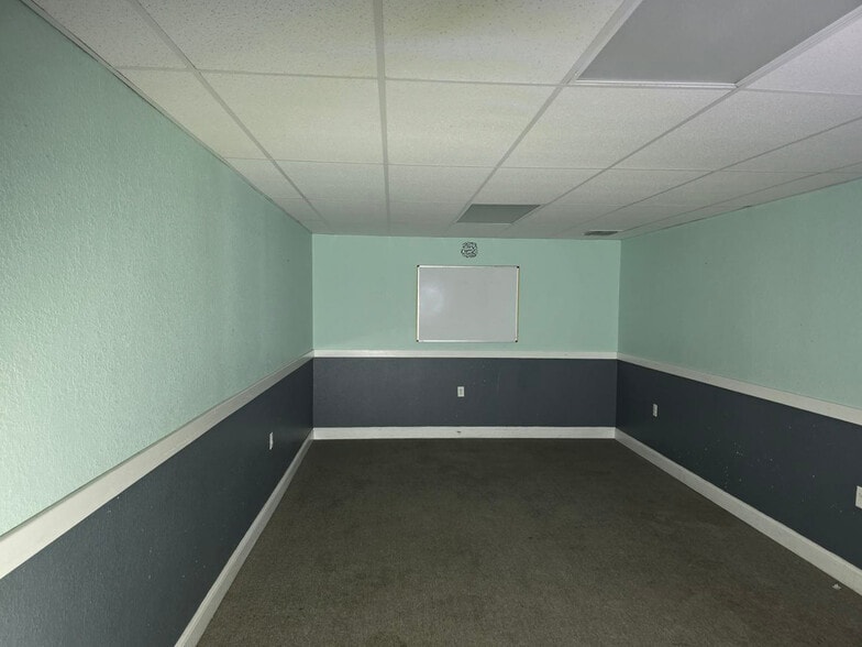 More Photos Of N Tucker St @ N. Tucker St. btwn. U.S. 98 N. & Fl, Lakeland Unknown For Lease