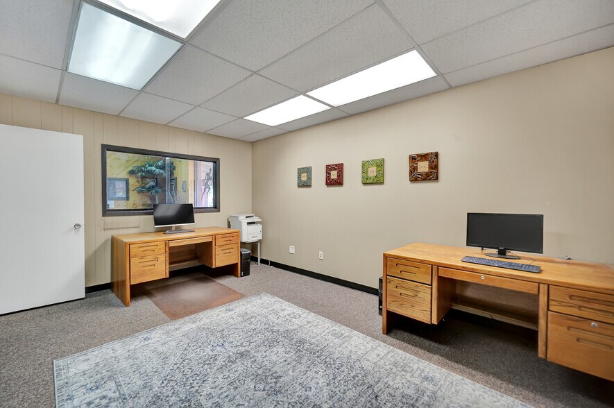 More Photos Of 2651 John Ben Shepperd Pky, Odessa Office For Sale