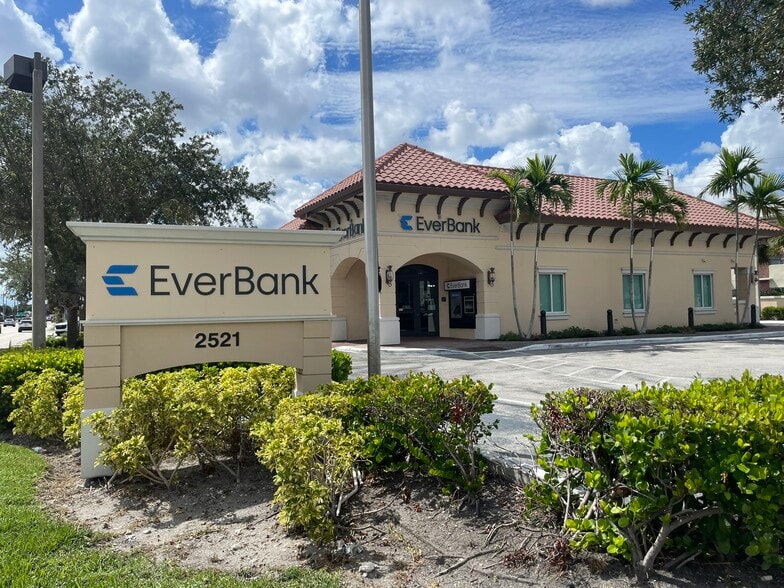 Primary Photo Of 2521 E Commercial Blvd, Fort Lauderdale Bank For Sale