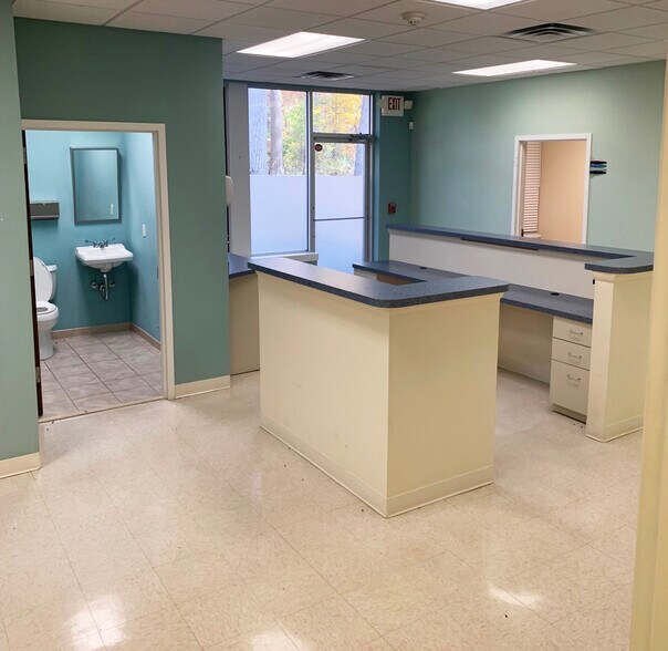 More Photos Of 271 Route 25A, Wading River Medical For Lease