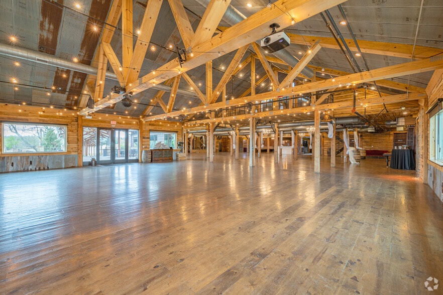 More Photos Of 468 SW 24th Ave, Goldsby Lodge Meeting Hall For Sale