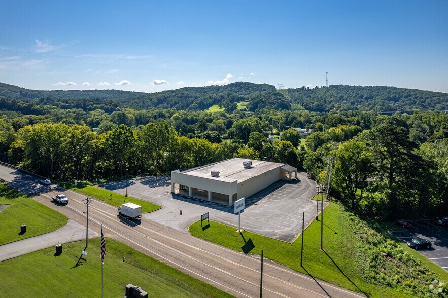 More Photos Of 10188 Dayton Pike, Soddy Daisy Light Manufacturing For Lease