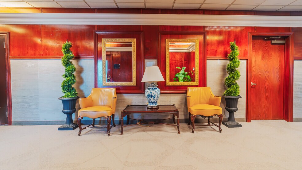 More Photos Of 1060 Fulton St, Fresno Office For Sale