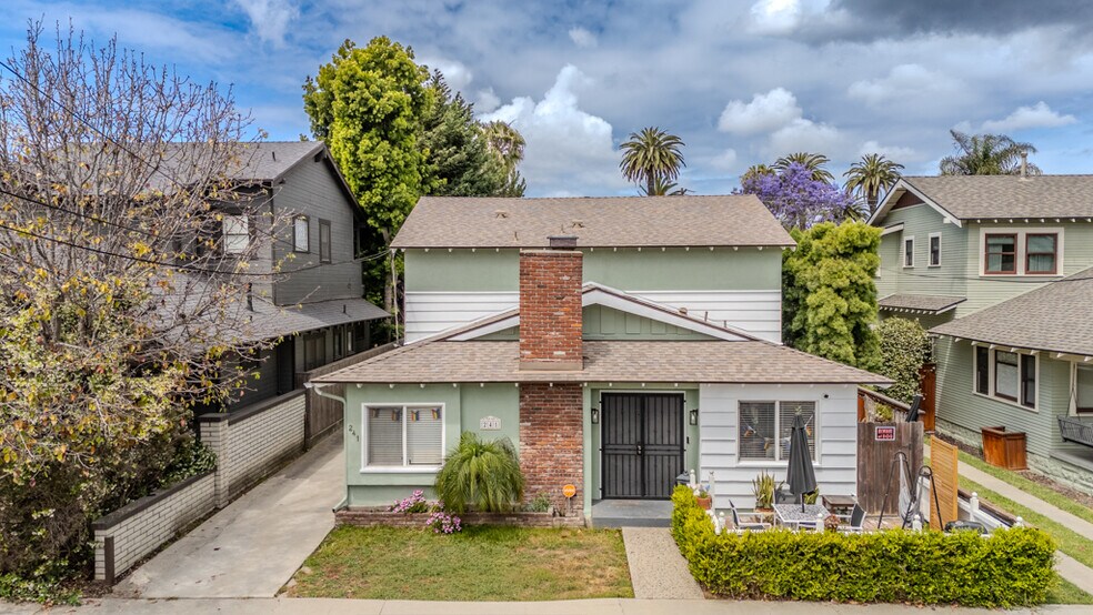 More Photos Of 241 Lindero Ave, Long Beach Apartments For Sale