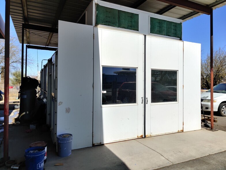 More Photos Of 308 E Pima St, Gila Bend Auto Repair For Sale